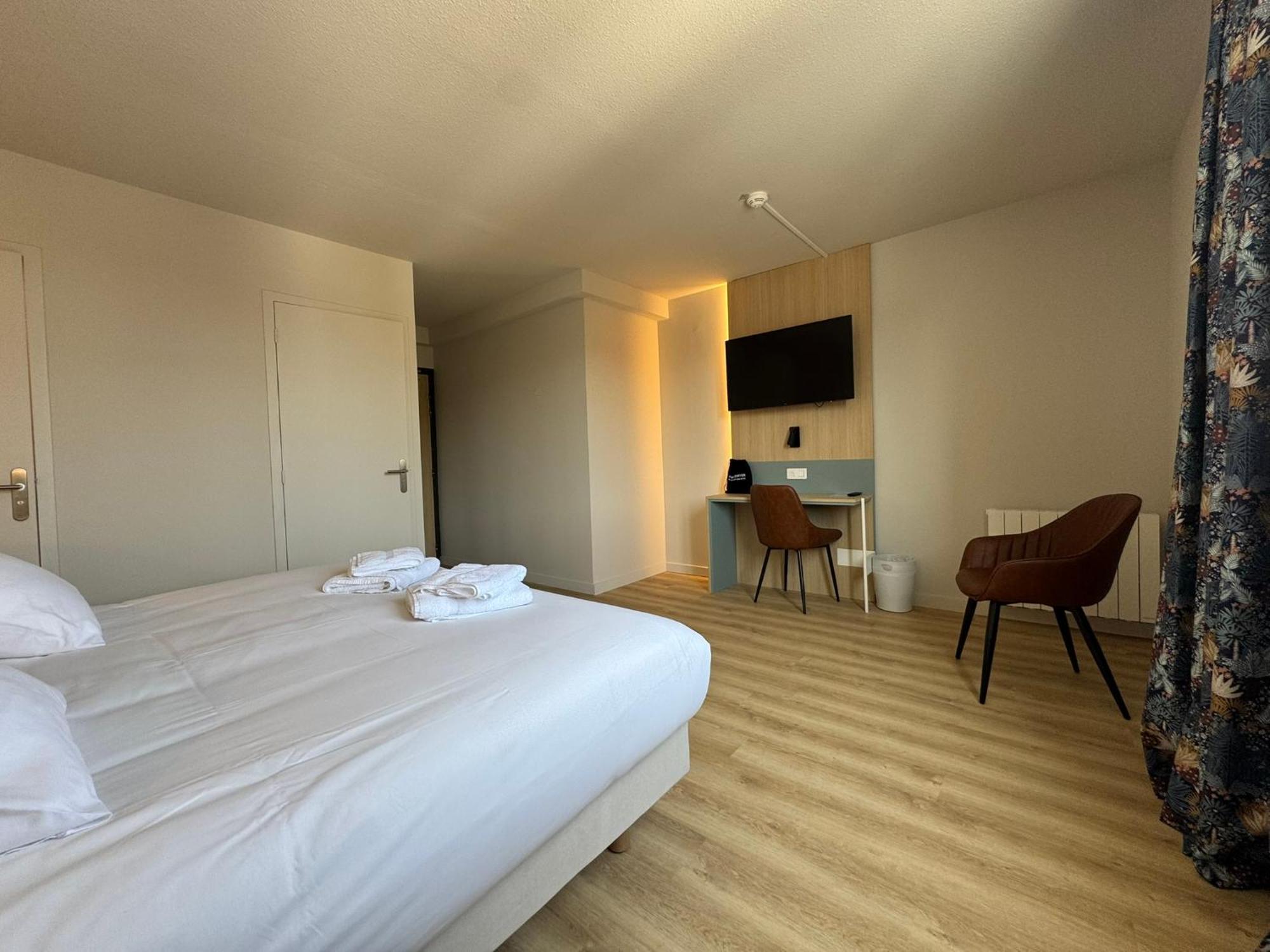 Karaez Hotel - Brithotel Carhaix Esterno foto